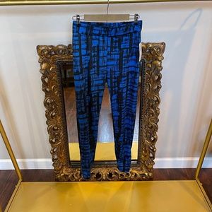 Lily White Nadine West Blue/Black Legging Pants Ladies Size  L